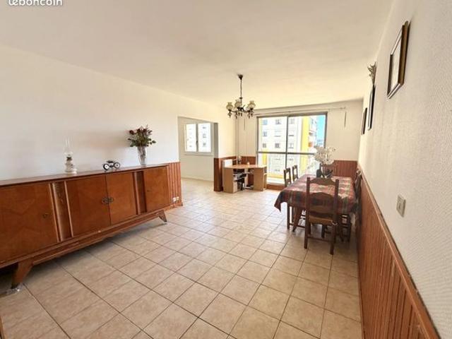 Appartement 5 pièces 97 m²