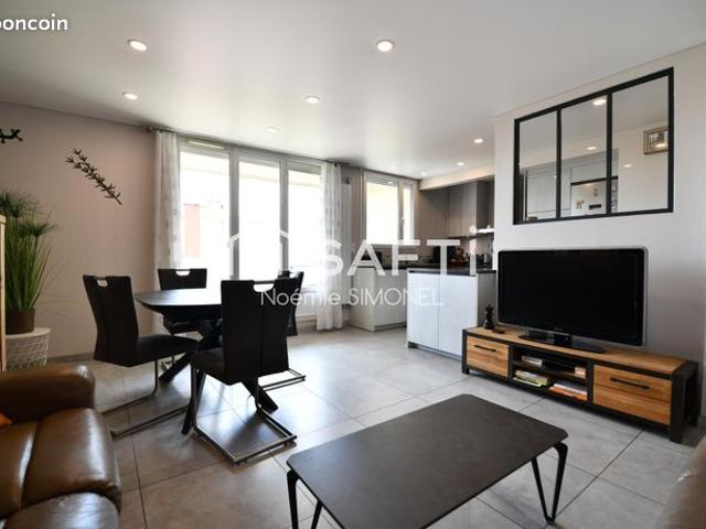 Appartement 5 pièces 94 m²