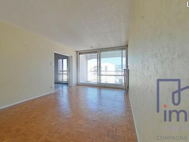 Appartement 5 pièces 94 m²