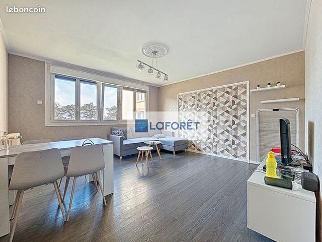 Appartement 5 pièces 94 m²