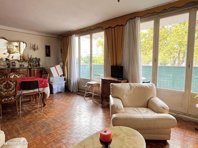 Appartement 5 pièces 94 m²