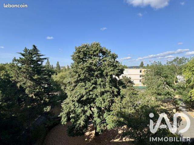 Appartement 5 pièces 94 m²