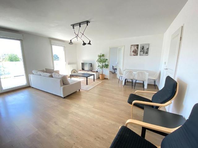Appartement 5 pièces, 95 m² à louer à Bordeaux 33300