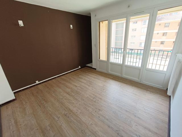 Appartement 5 pièces, 96 m² à louer à Aix en Provence 13100