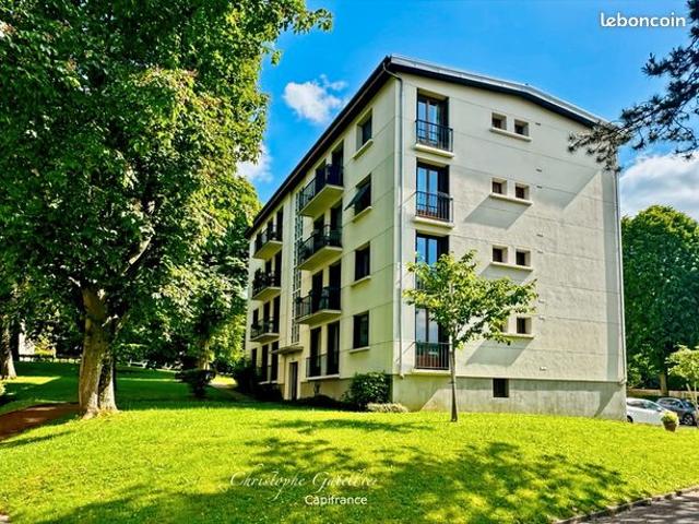 Appartement 5 pièces 96 m²