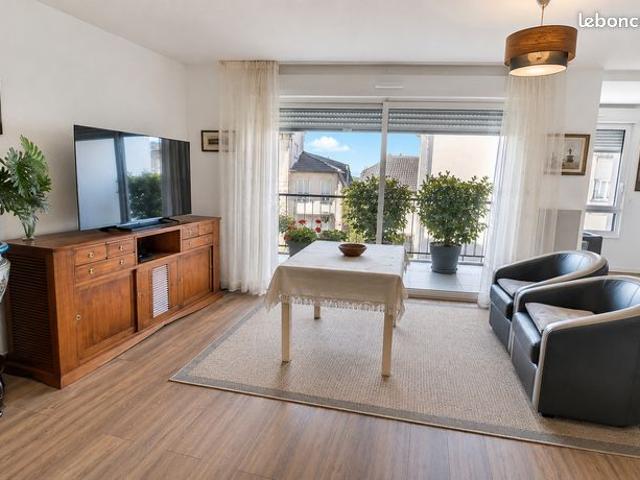 Appartement 5 pièces 96 m²