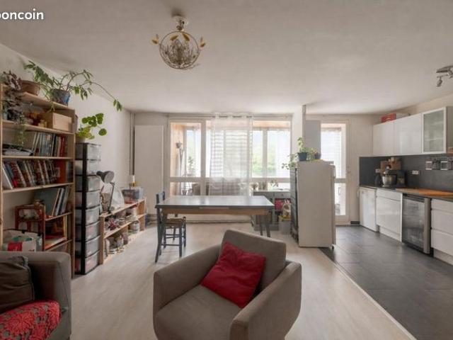 Appartement 5 pièces 96 m²