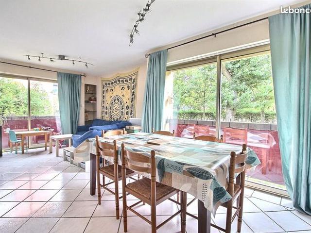Appartement 5 pièces 96 m²