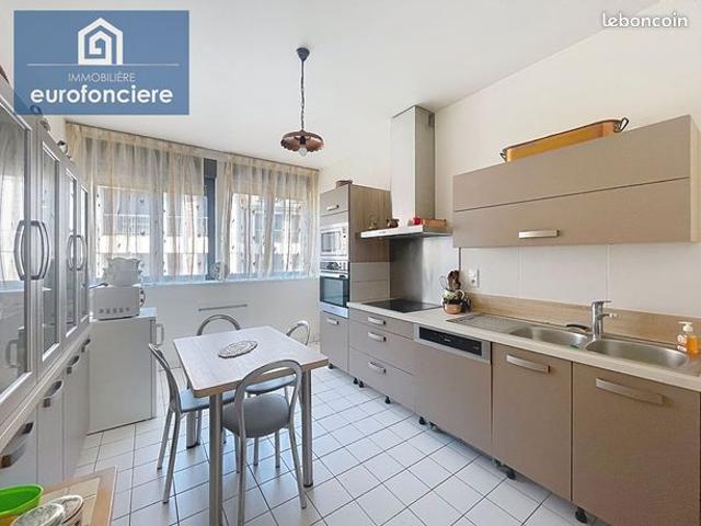 Appartement 5 pièces 96 m²