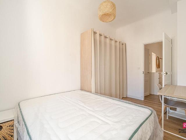 Appartement 5 pièces, 99 m² à louer à Marseille 6 13006