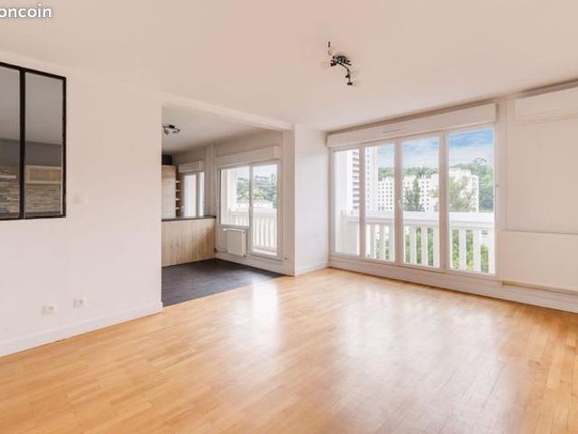 Appartement 5 pièces 99 m²