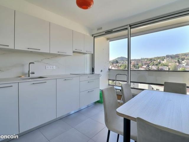 Appartement 5 pièces 99 m²