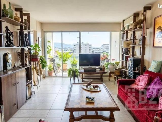 Appartement 5 pièces 99 m²