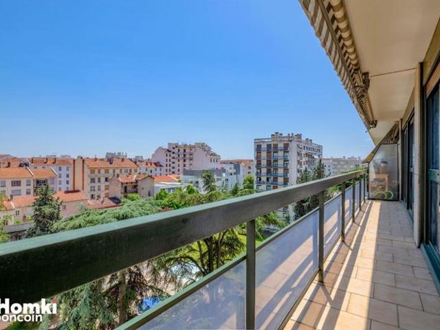 Appartement 5 pièces 100 m²