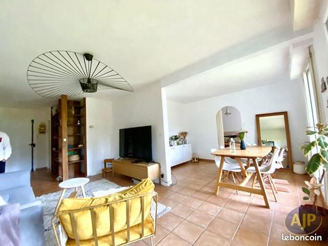 Appartement 5 pièces 100 m²