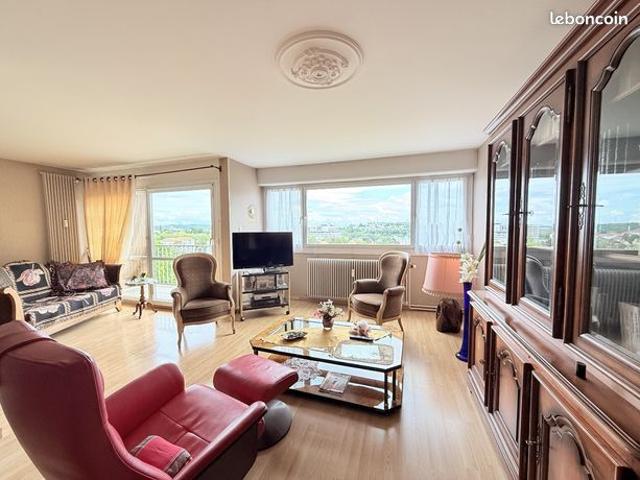 Appartement 5 pièces 100 m²
