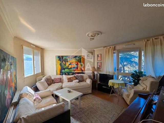 Appartement 5 pièces 100 m²