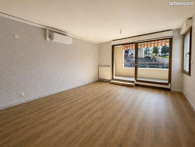 Appartement 5 pièces 100 m²