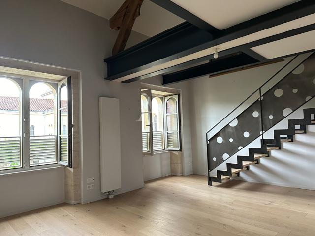 Appartement 5 pièces 100 m²