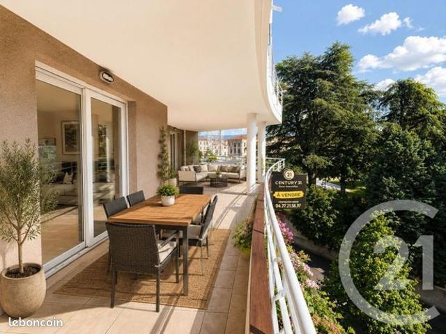 Appartement 5 pièces 100 m²