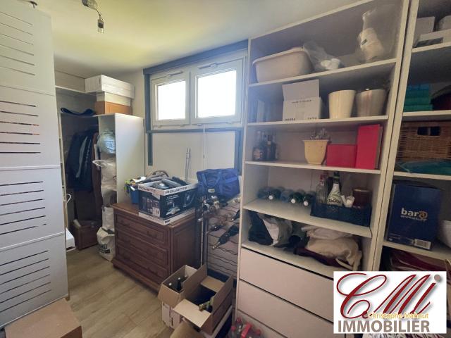 Appartement 5 pièces, 100 m² à louer à Frignicourt 51300