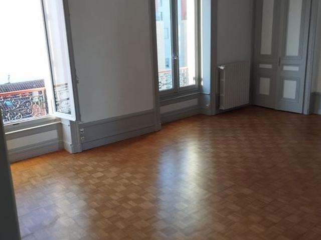 Appartement 5 pièces, 100 m² à louer à Lyon 2 69002