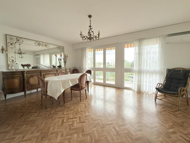 Appartement 5 pièces 101 m²