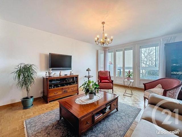 Appartement 5 pièces 101 m²