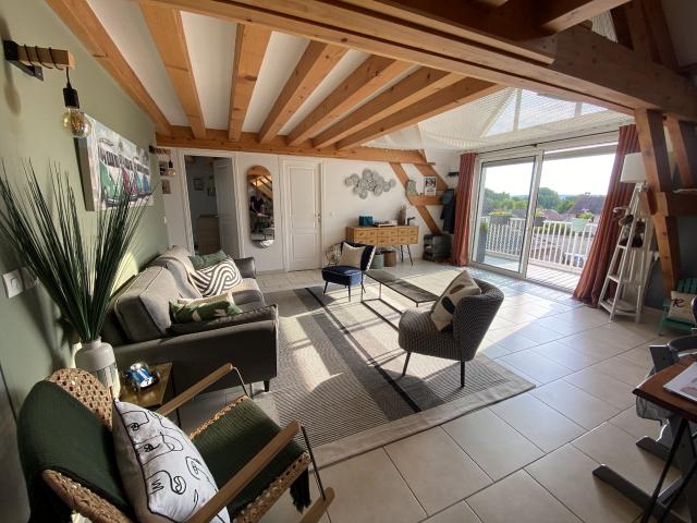 Appartement 5 pièces, 101 m² à louer à Neauphle le Vieux 78640