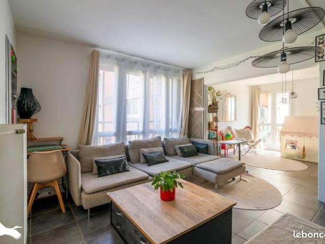 Appartement 5 pièces 102 m²