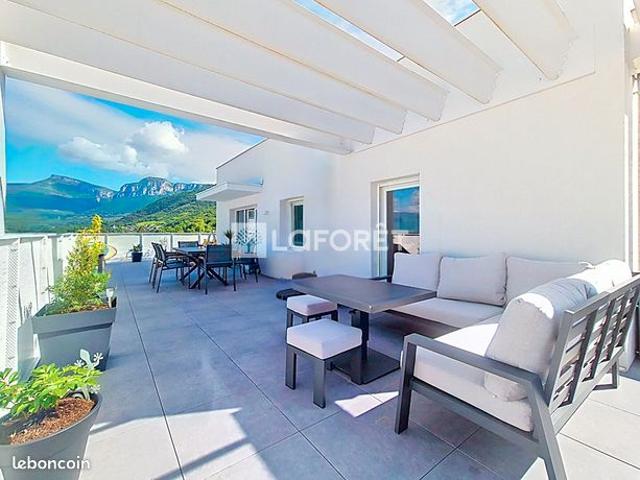 Appartement 5 pièces 102 m²