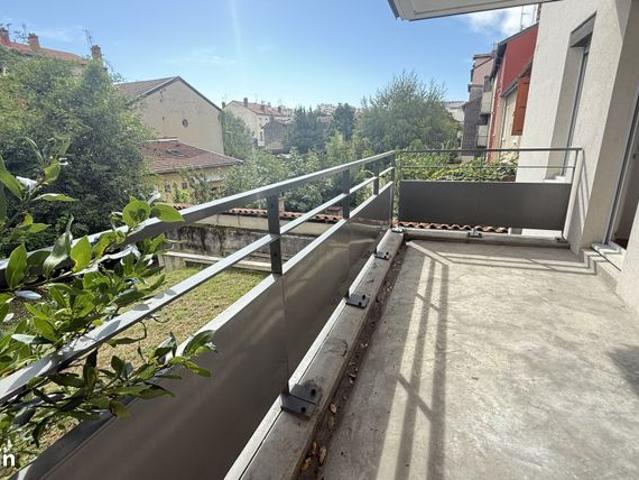 Appartement 5 pièces 102 m²