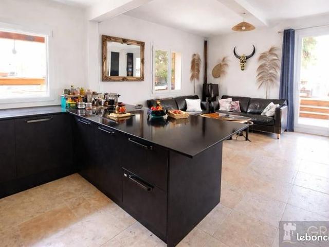 Appartement 5 pièces 102 m²