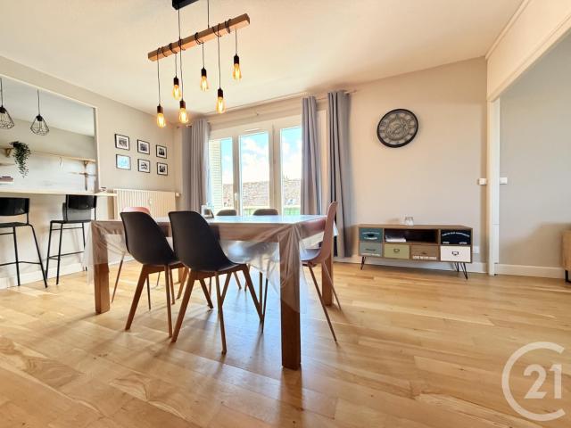 Appartement 5 pièces 102 m²