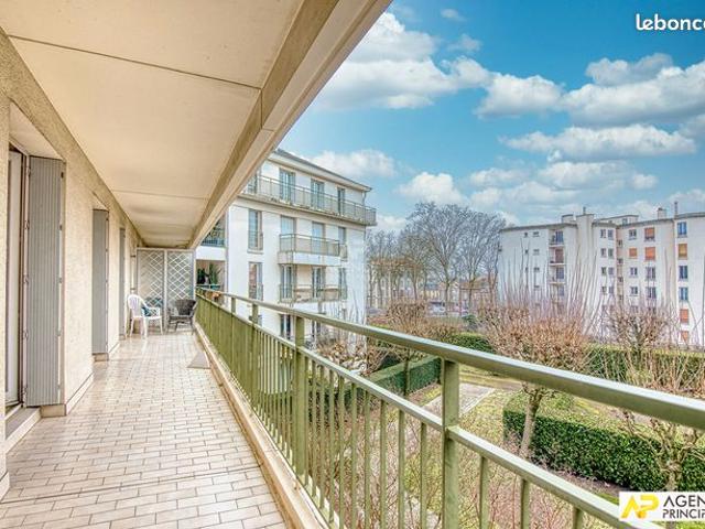 Appartement 5 pièces 103 m²