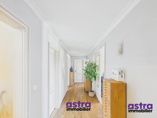 Appartement 5 pièces 103 m²