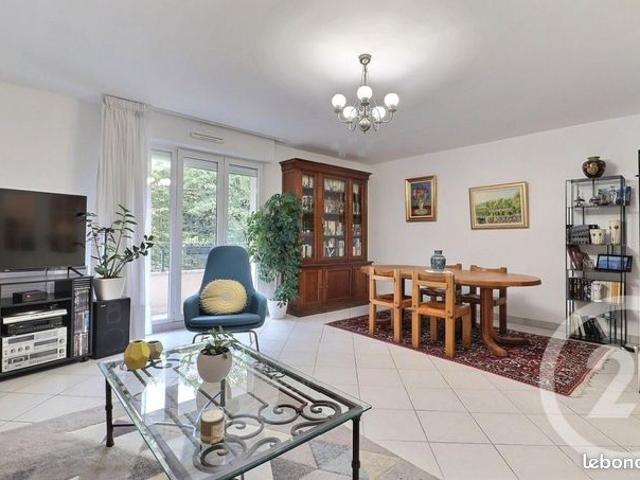 Appartement 5 pièces 103 m²