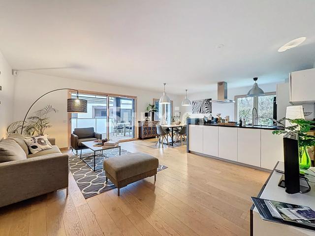 Appartement 5 pièces 103 m²