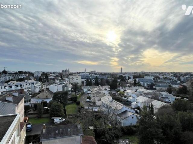 Appartement 5 pièces 103 m²
