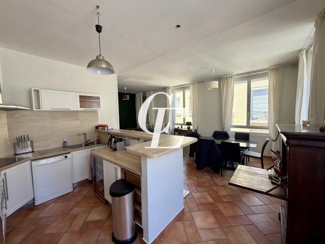 Appartement 5 pièces 104 m²
