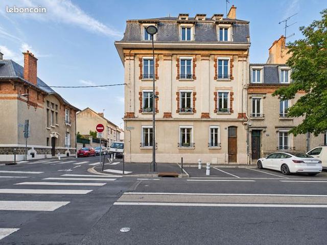 Appartement 5 pièces 104 m²