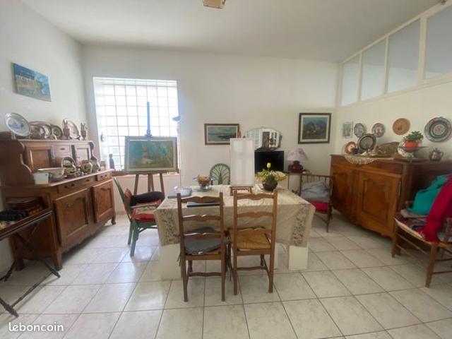 Appartement 5 pièces 104 m²