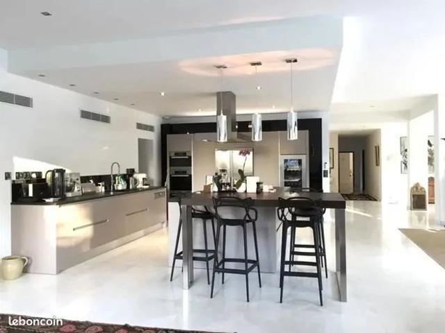 Appartement 5 pièces 104 m²