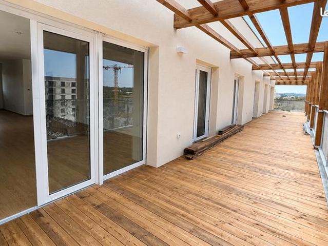 Appartement 5 pièces 104 m²