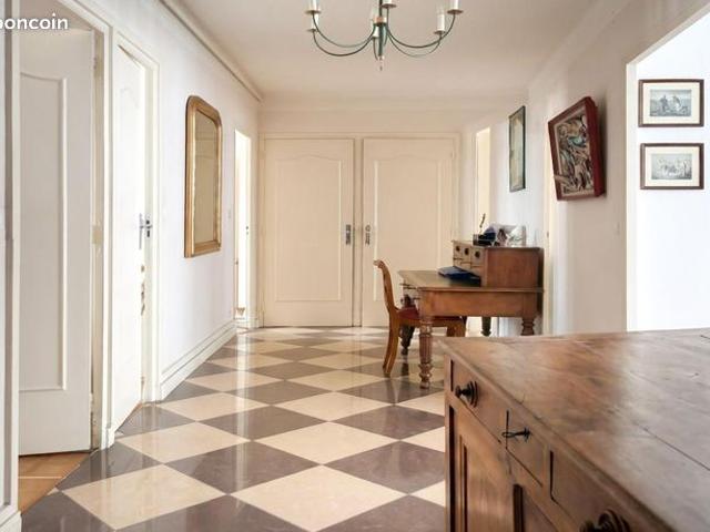 Appartement 5 pièces 104 m²