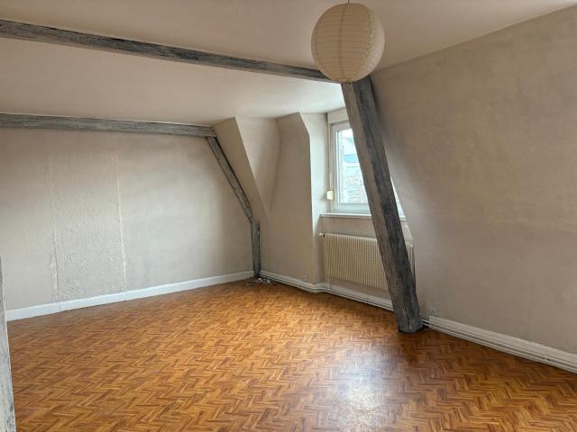 Appartement 5 pièces 104 m²