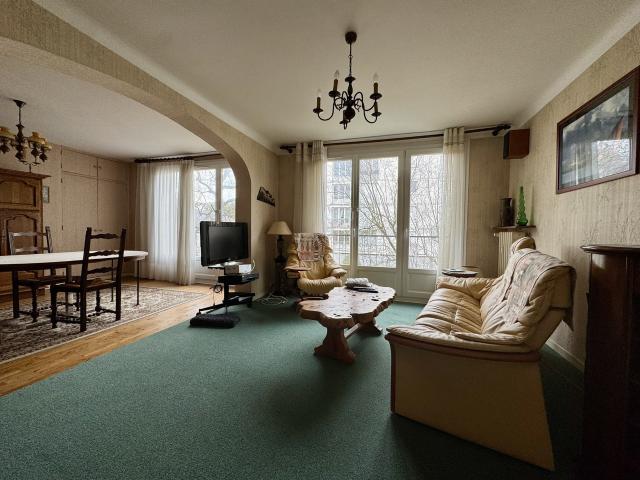 Appartement 5 pièces 104 m²