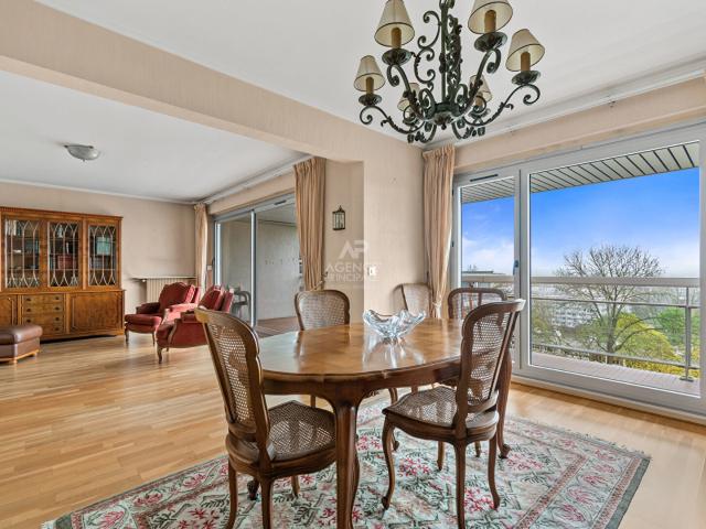Appartement 5 pièces 104 m²