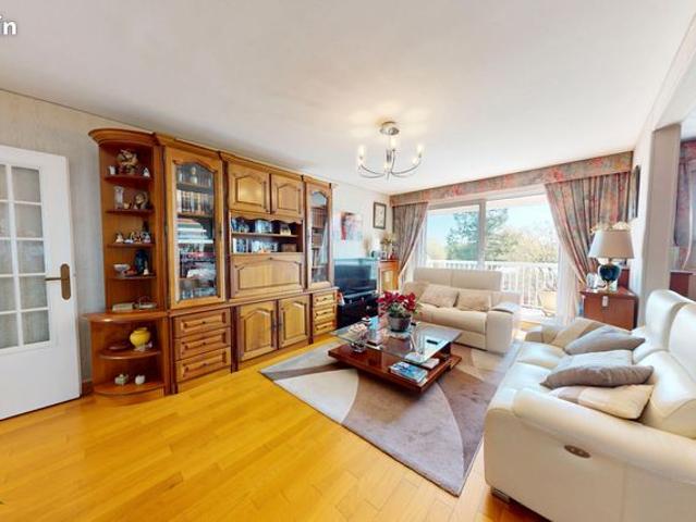 Appartement 5 pièces 104 m²
