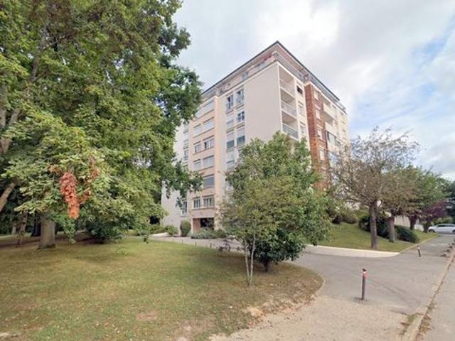 Appartement 5 pièces 104 m²